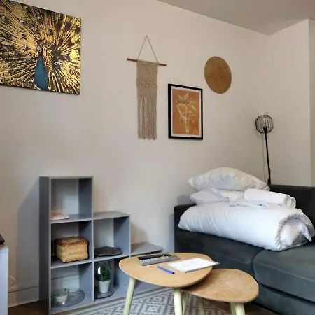 Ideal Couple ~ Confort Centre ~ Parking Privé *
